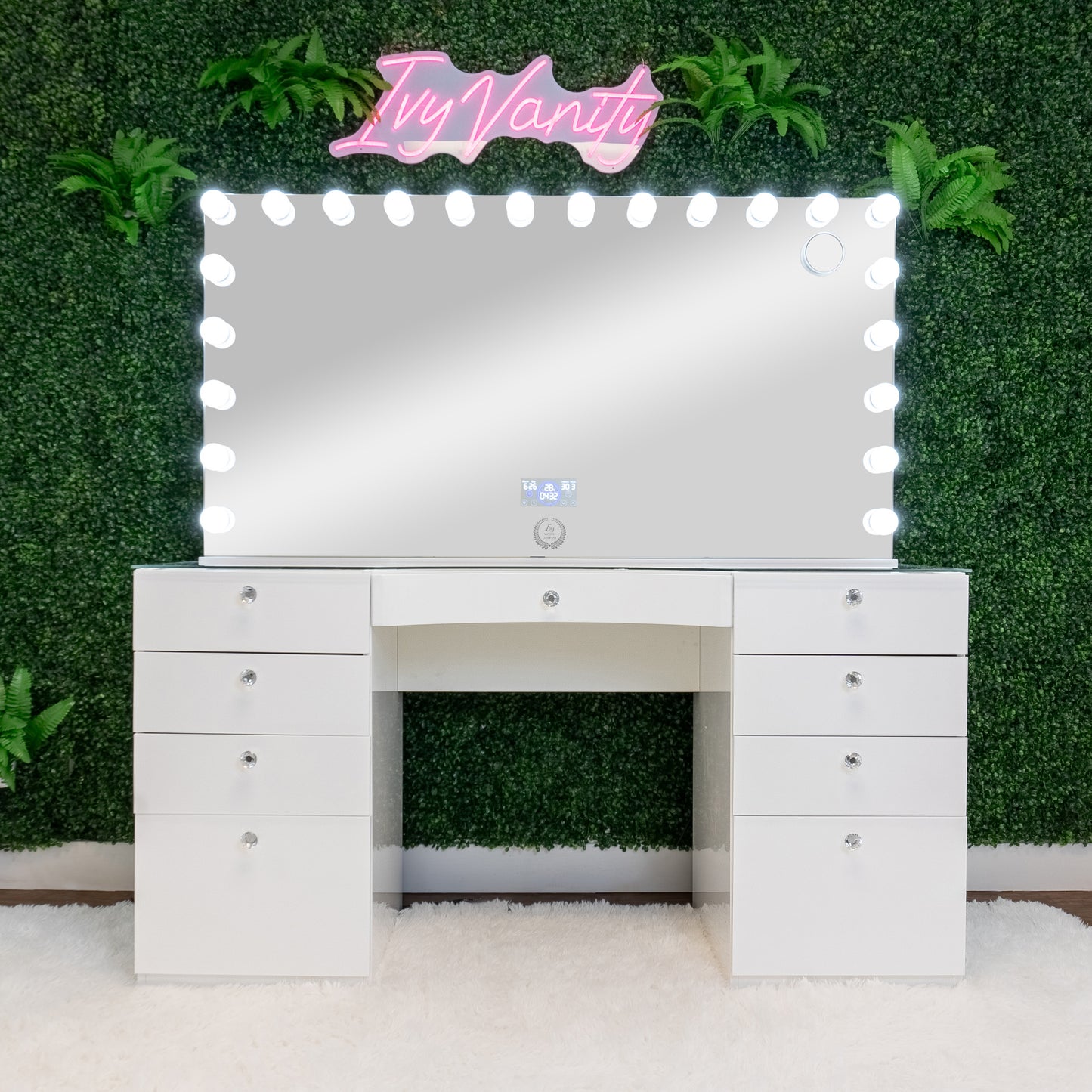 Royal-Station® XL + 22 LED Bulbs Mirror