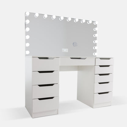 Pro-Station® XL + 20 LED Bulbs Mirror