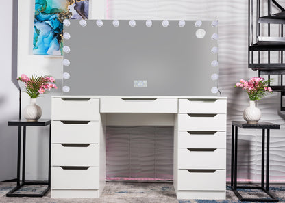 Pro-Station® XL + 20 LED Bulbs Mirror