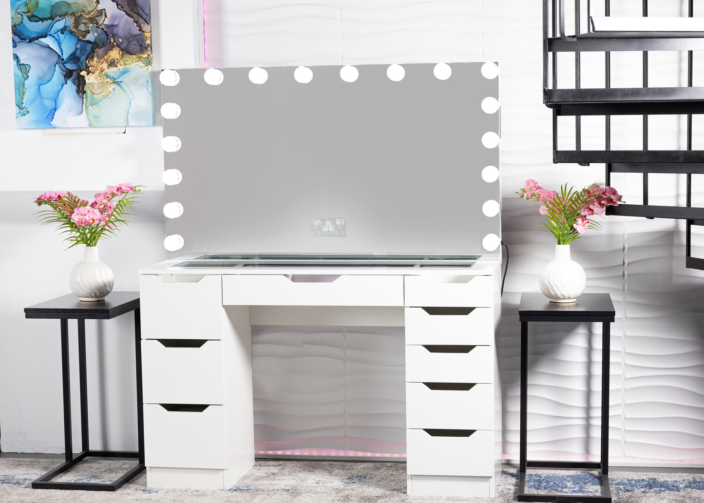 Pro-Station® + 18 LED Bulbs Mirror